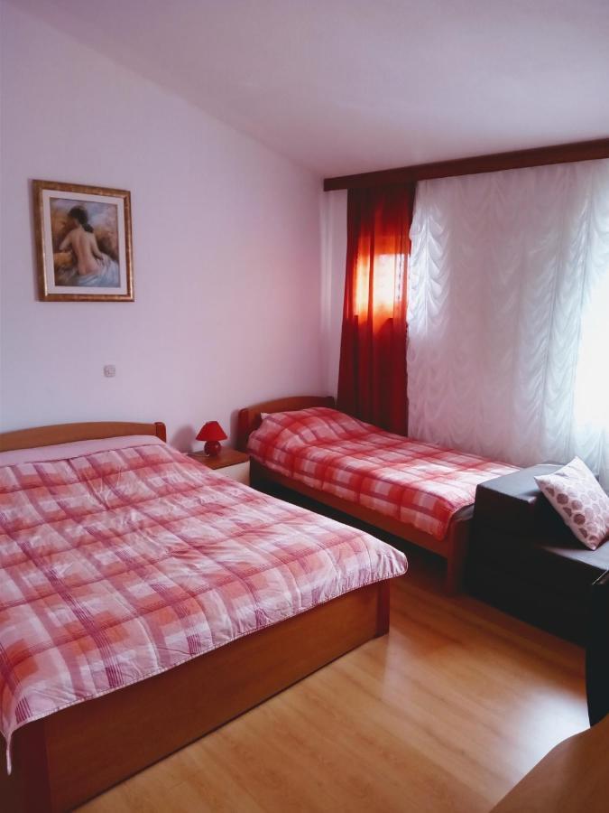 Apartmani Nikolina Razanac Luaran gambar